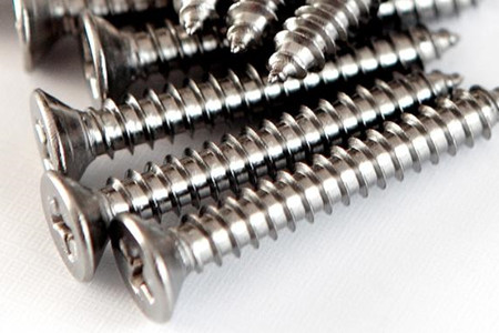 自攻螺釘要先打孔嗎？由使用條件而定！