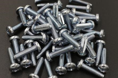 做好三角螺釘清洗和檢查工作，讓工件更堅固！